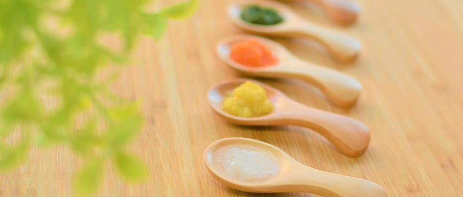 離乳食の始め方 進め方はいつから 何を どれくらいあげればいいの